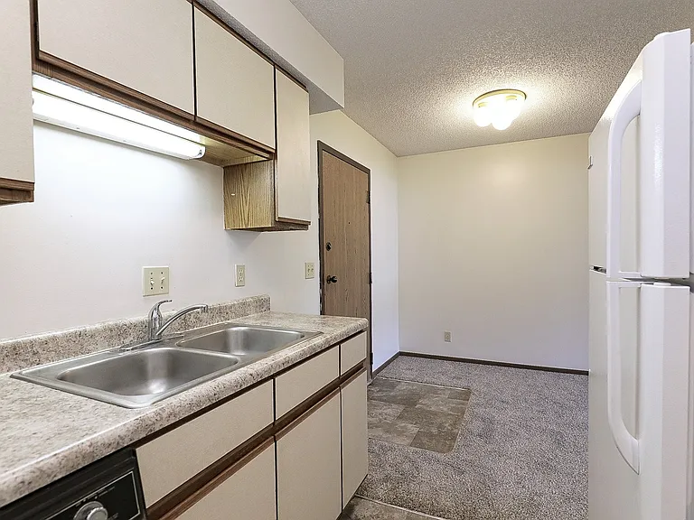 535 North 23rd St — Photo 34