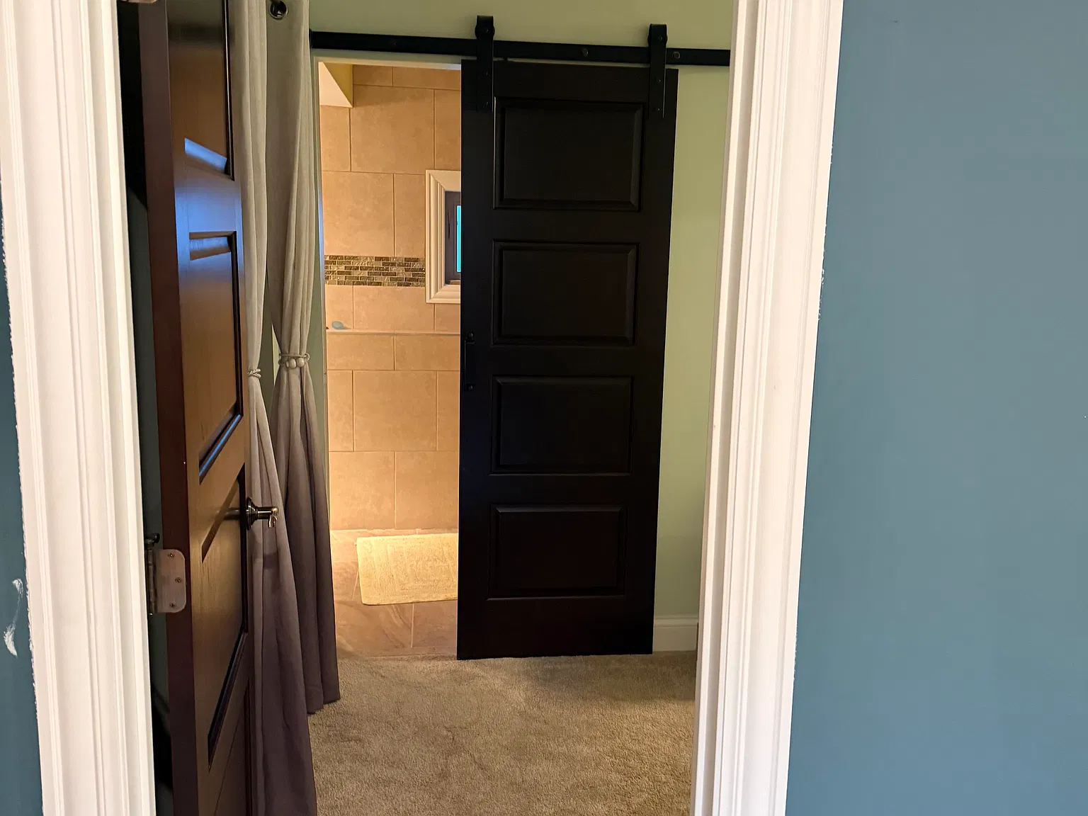 3 bed, 1800 sqft, $1,300 — Photo 3