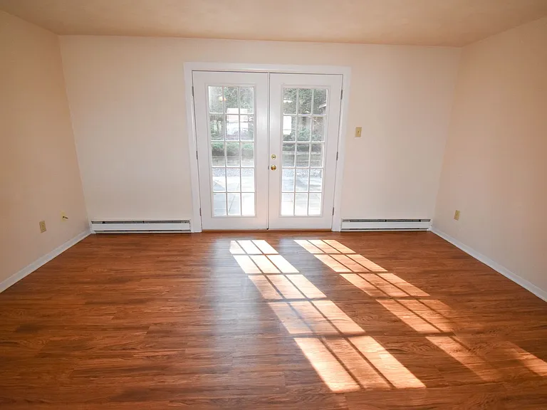 351 W Grape St — Photo 12