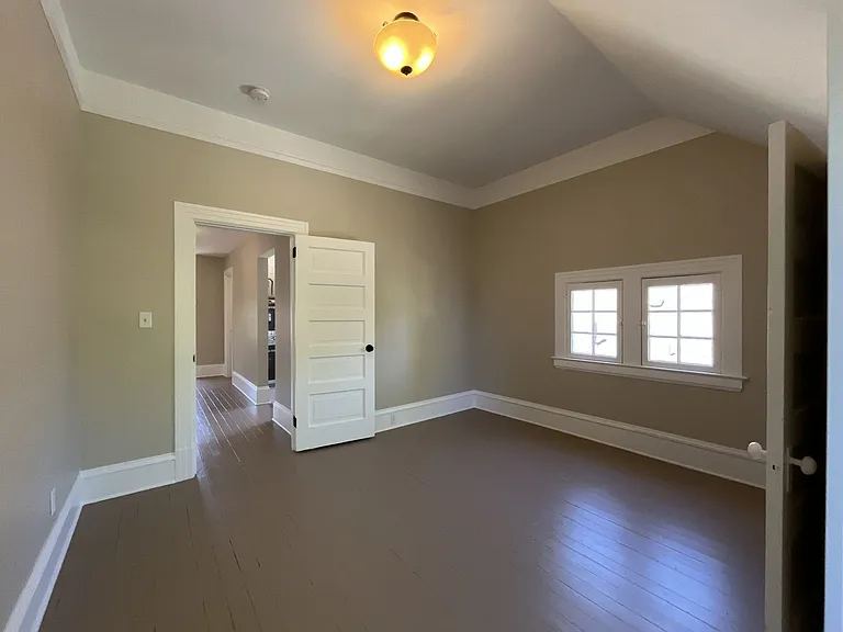 2850 NE Davis St — Photo 46