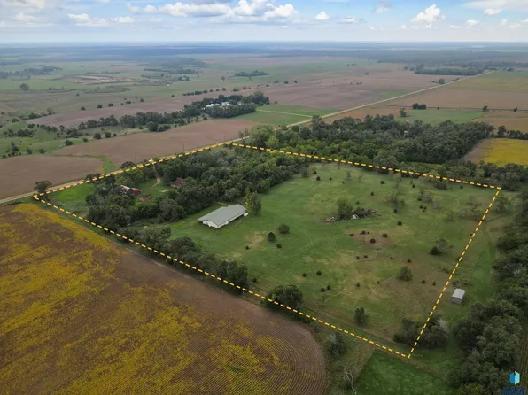 27041 453rd Ave, Parker, SD 57053