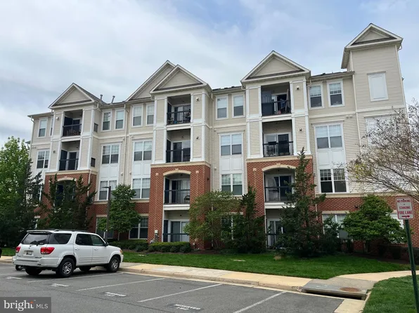 11352 Aristotle Dr #7306, Fairfax, VA 22030