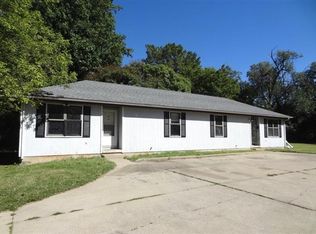 1802 N Drury Ave, Springfield, MO 65802