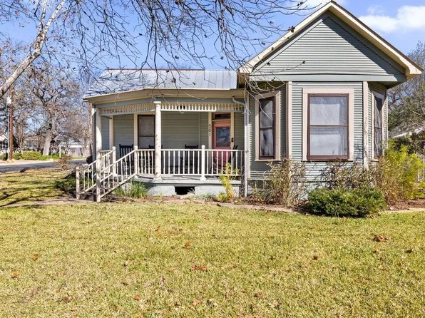 501 N Pine St, Fredericksburg, TX 78624