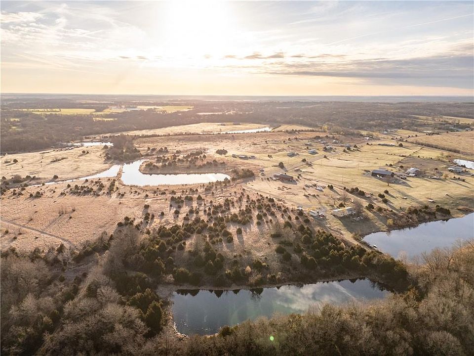 1st image of Trianon Rd