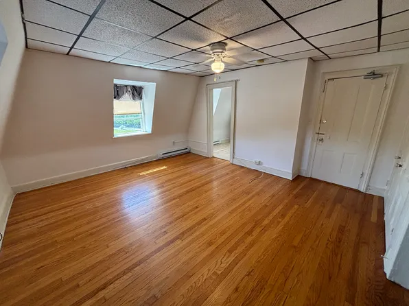 45 Fairview Ave APT 5, Poughkeepsie, NY 12601