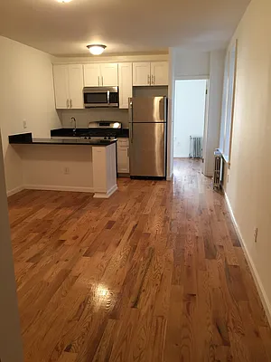 Rented by Arena Real Estate | media 5