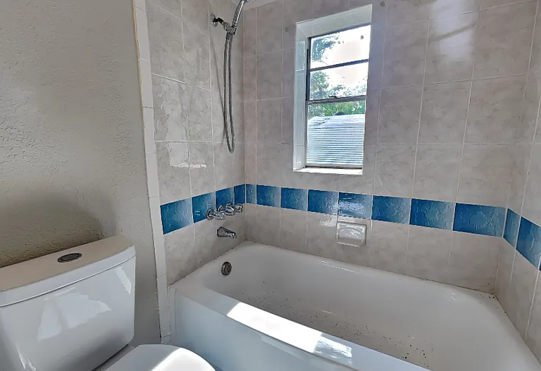5306 Paris Ave — Photo 11