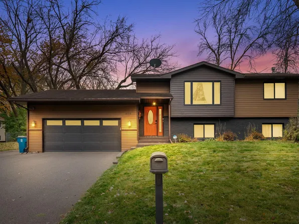 808 3rd Ave SW, Forest Lake, MN 55025