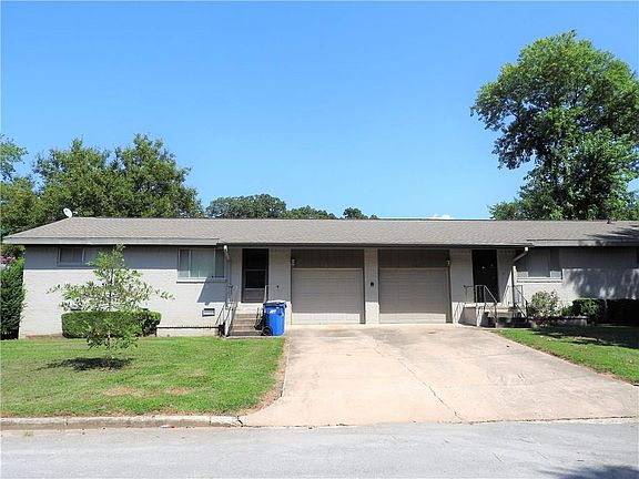 2nd image of 308 Magnolia Dr