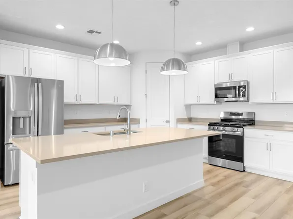 79 Cadena Loop, Los Alamos, NM 87544