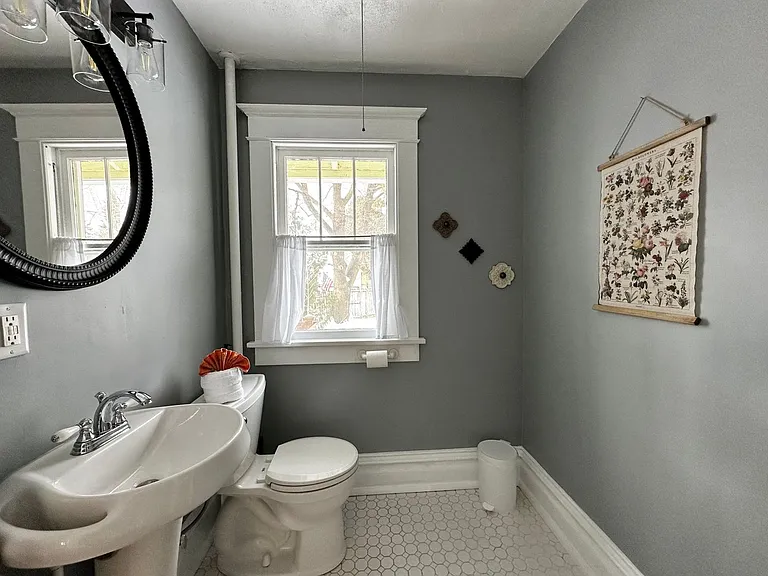 610 Jefferson St — Photo 27