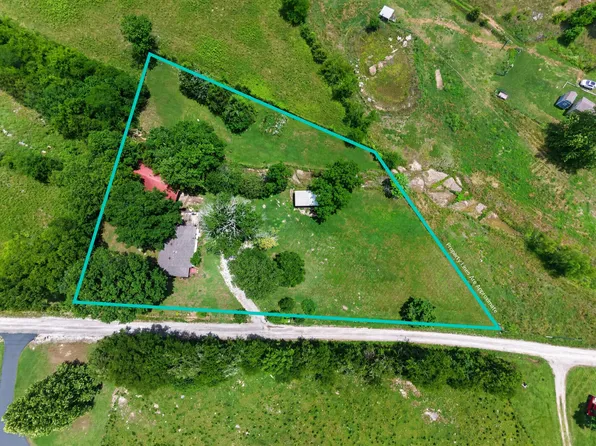 432 Moore Hollow Rd, Prospect, TN 38477