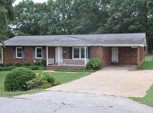 1255 Springdale Rd, Cowpens, SC 29330