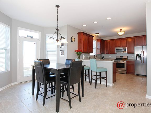 Kitchen / Breakfast Room
