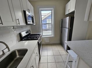 2066 E 15th St #2R, Brooklyn, NY 11229