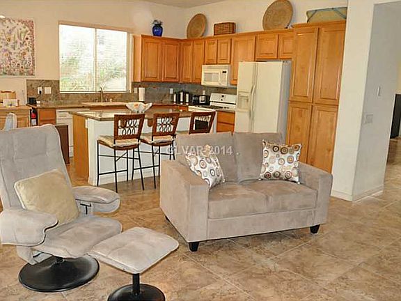 5th image of 65 Emerald Dunes Cir