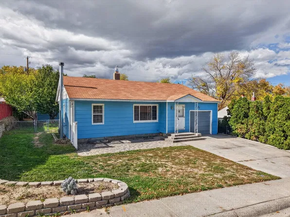 71 Hillcrest Dr, Pocatello, ID 83204