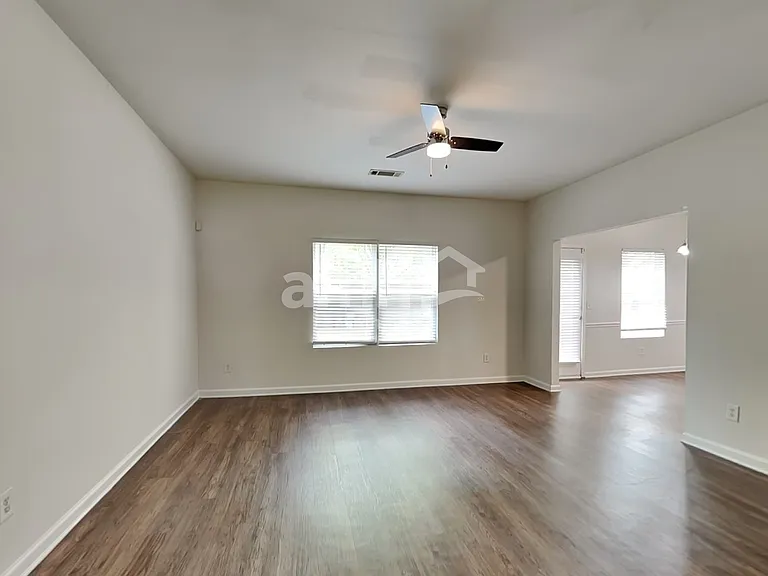 4032 Haworth Pkwy — Photo 5