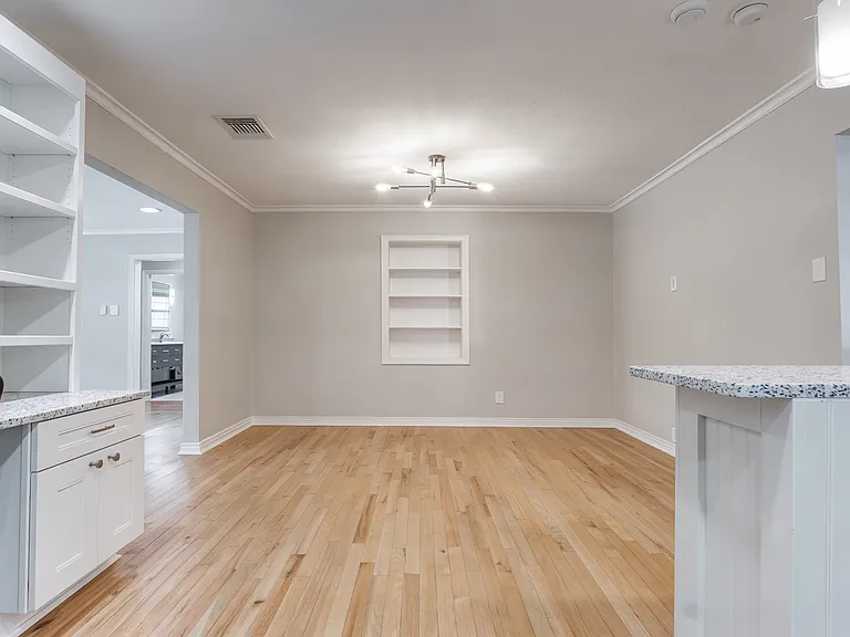 3714 Valley Ridge Rd — Photo 6