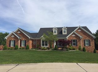 269 Grail Castle Ct, Weldon Spring, MO 63304