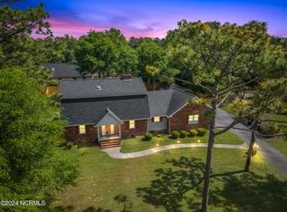 121 Grainger Point Rd, Wilmington, NC 28409