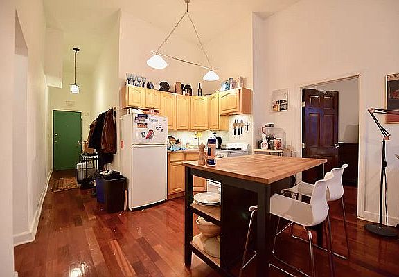 3rd image of 1069 Bedford Ave #1