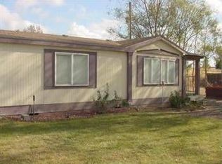 300 Adams Ave, Warden, WA 98857
