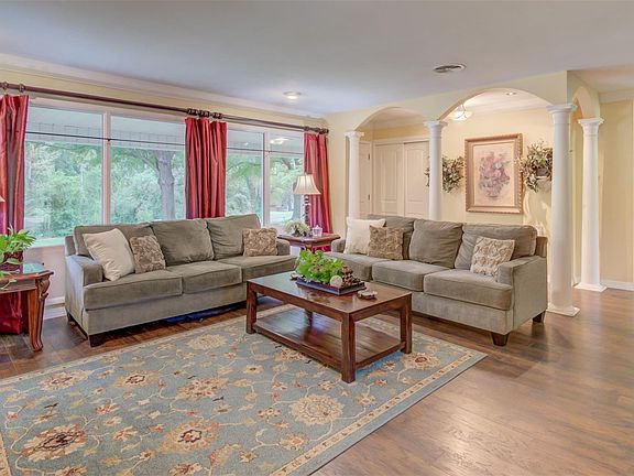 4th image of 2507 Hill Dr
