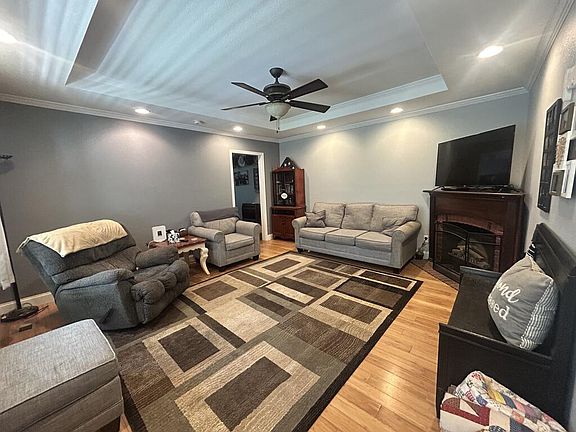 2nd image of 109 Dorothy Hughes Rd