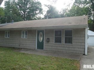 11 Parkridge Rd, Springfield, IL 62703