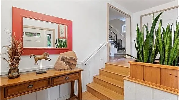 1034 Chestnut St — Photo 2