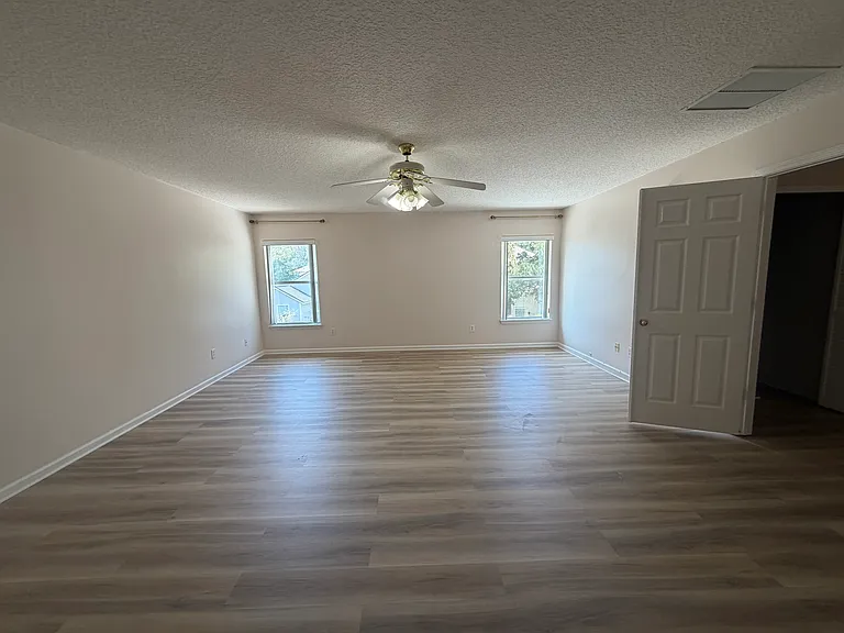 1075 Three Forks Ct — Photo 30
