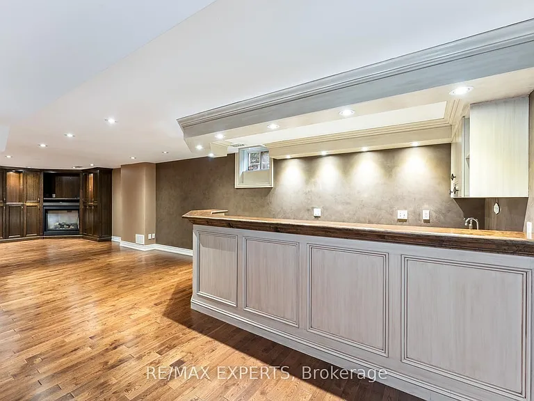 462 Vaughan Mills Rd #BASEMENT — Photo 2