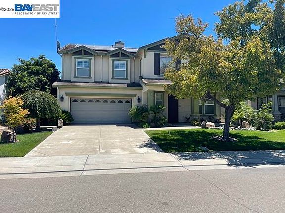 2nd image of 6056 Silver Oak Cir