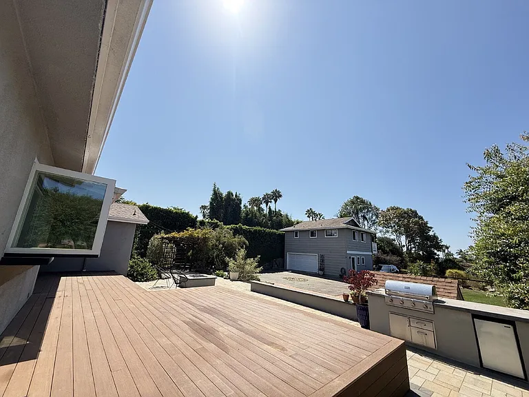 1401 Forest Ave — Photo 29