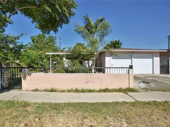 2525 W 10th St, Santa Ana, CA 92703