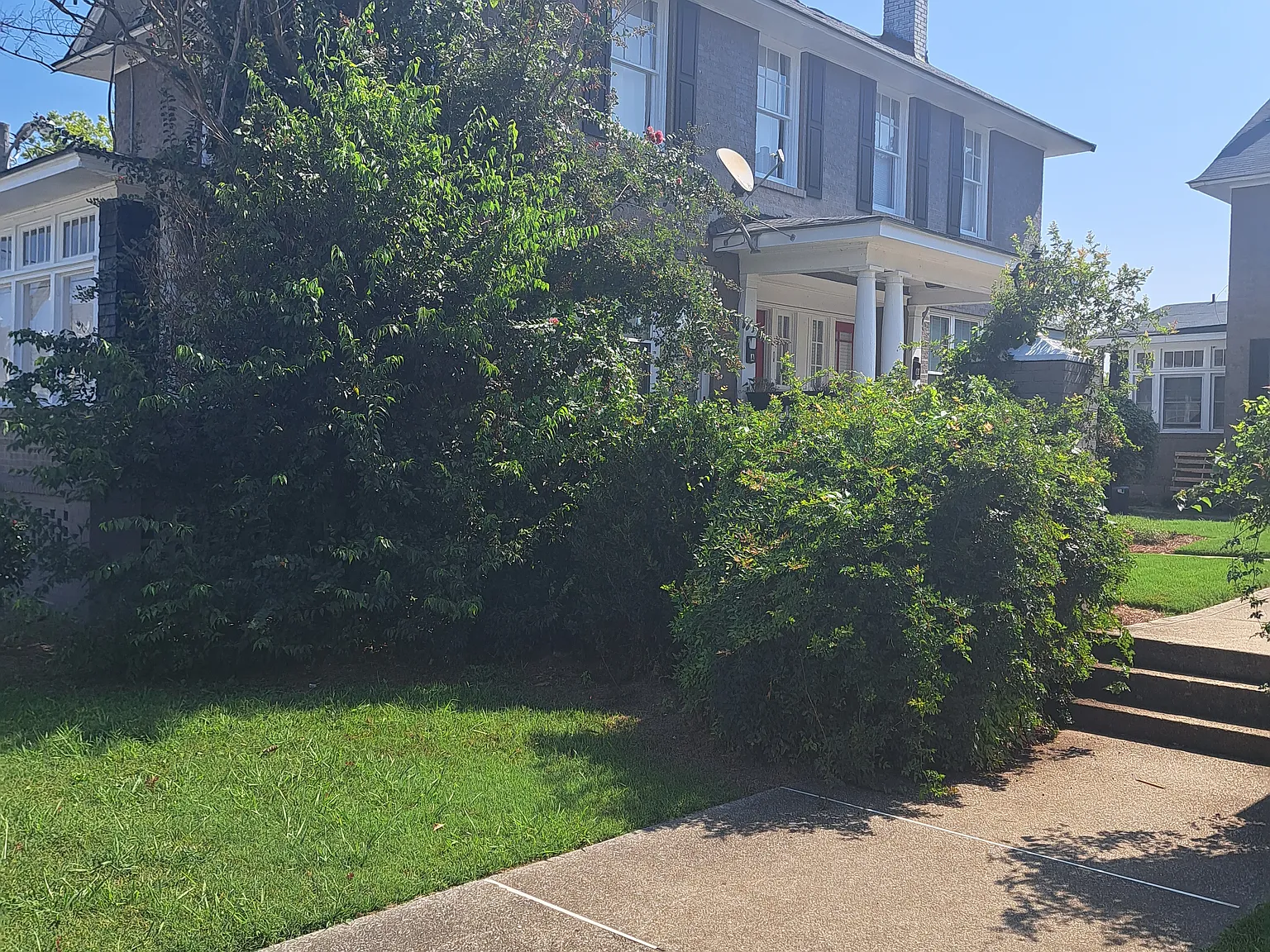 2 bed, 1.5 bath, 1700 sqft, $1,200 — Photo 1