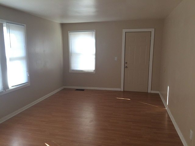 2nd image of 429 N Moreland Ave