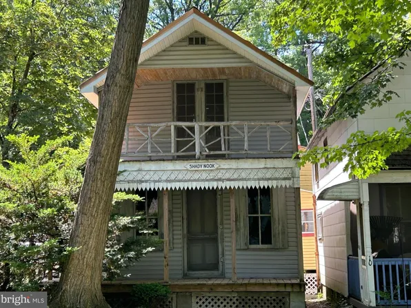 9 Mount Lebanon Dr, Lebanon, PA 17046