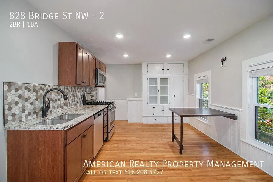 2 bed, 1125 sqft, $1,800 — Photo 4