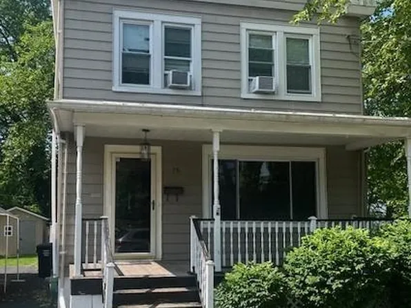 75 Douglas St, Fords, NJ 08863