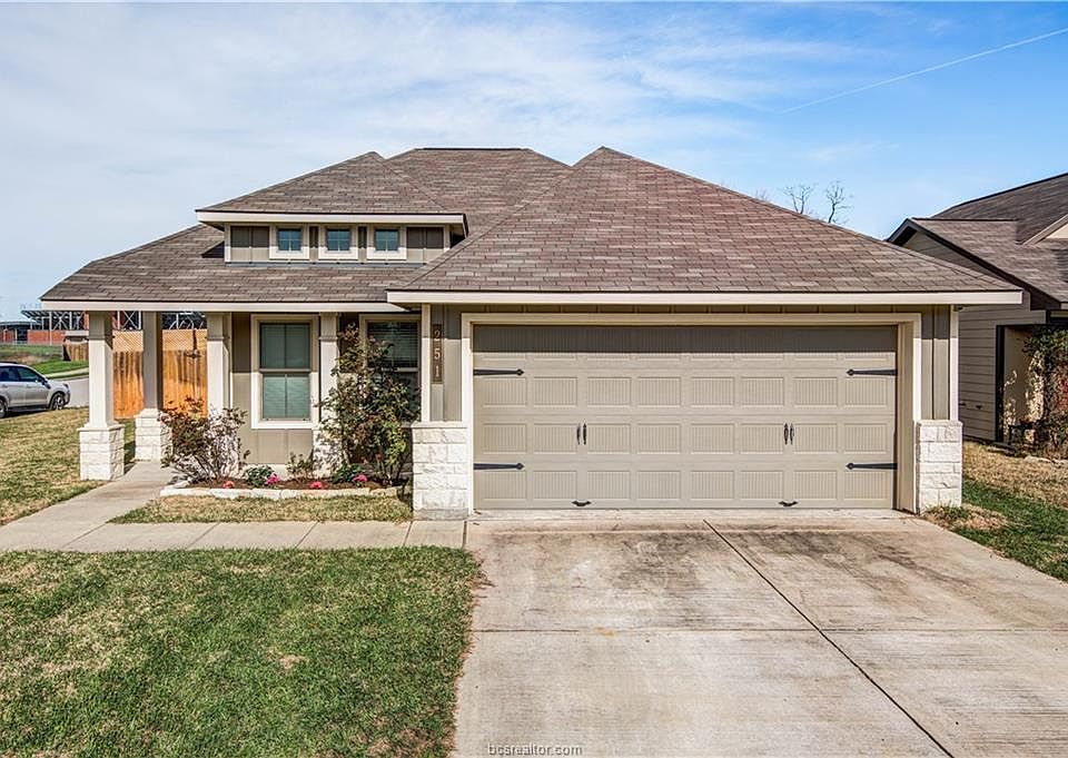 1st image of 251 Fieldstone Pl