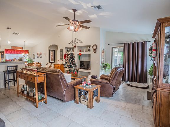 family room 1
