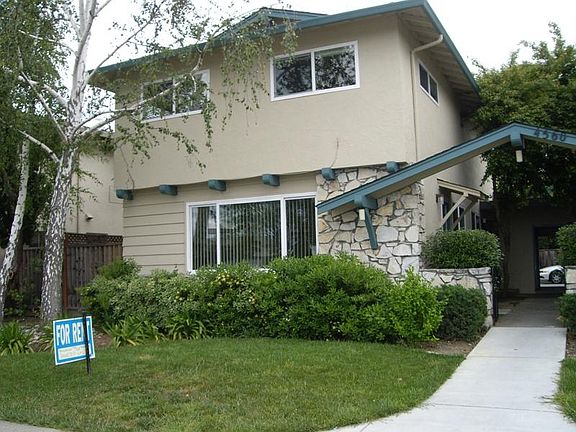 4th image of 4560 Hamilton Ave APT 3