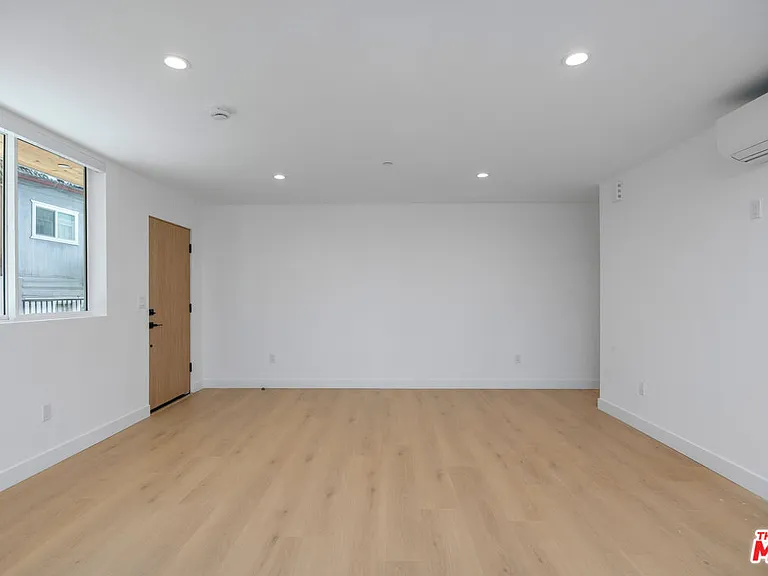 1332 Mohawk St #1/2 — Photo 15