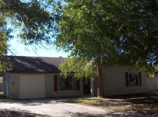 127 W Woodhaven Dr, Kingsland, GA 31548