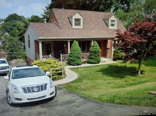 178 Senate Dr, Pittsburgh, PA
