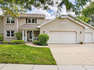 3608 S Whip Poor Will Ln, Appleton, WI 54915