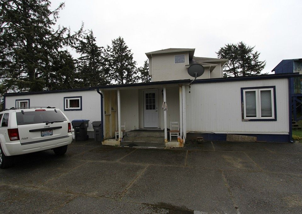1st image of 1802 S Hoquiam Ln